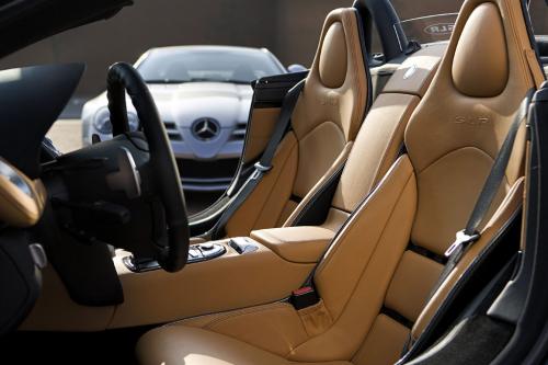 Mercedes-Benz SLR Mclaren Roadster (2007) - picture 8 of 8