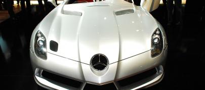 Mercedes-Benz SLR Stirling Moss Detroit (2009) - picture 4 of 17