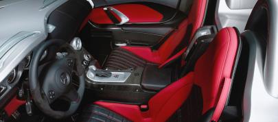 Mercedes-Benz SLR Stirling Moss (2009) - picture 12 of 37