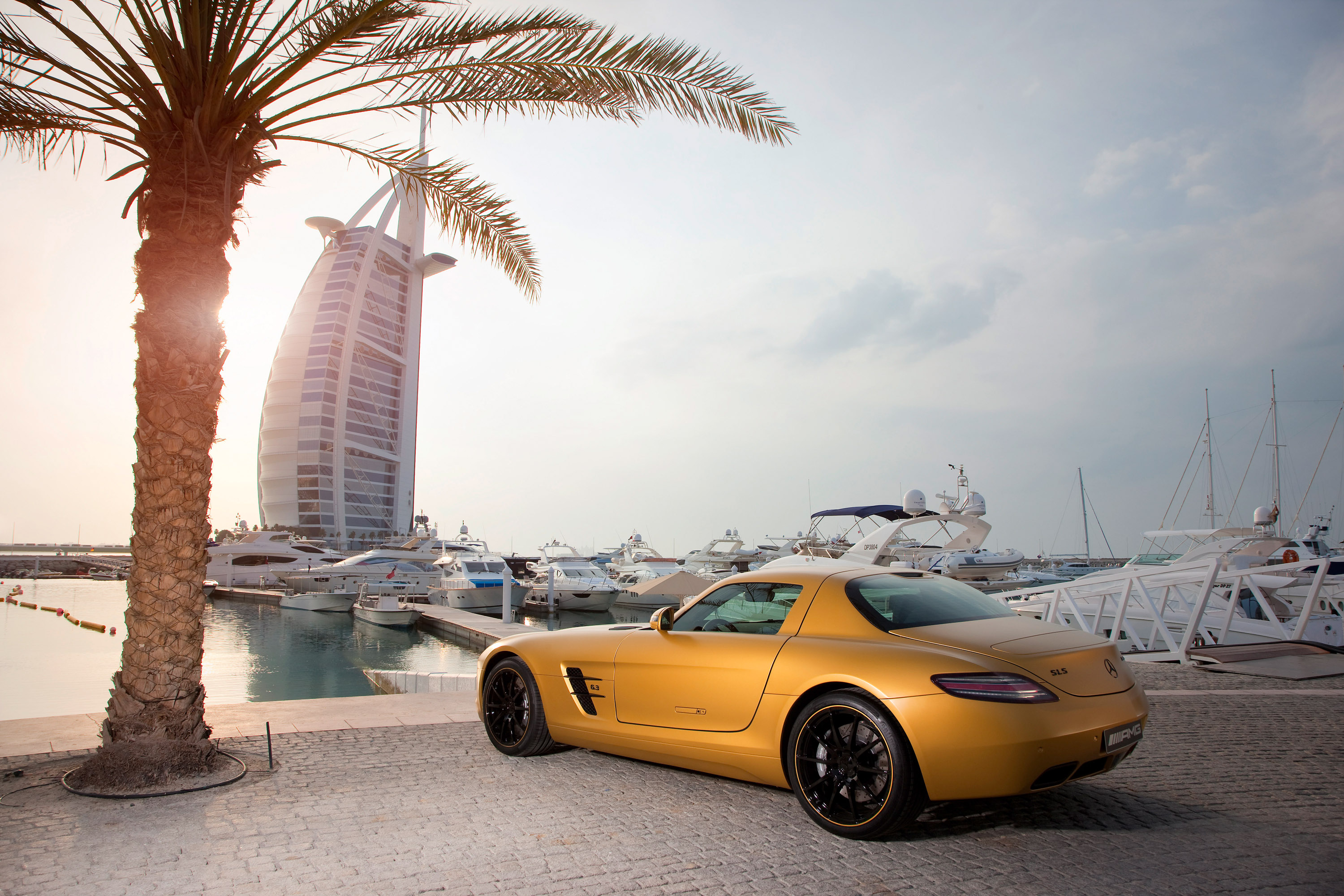 Mercedes-Benz SLS AMG Desert Gold