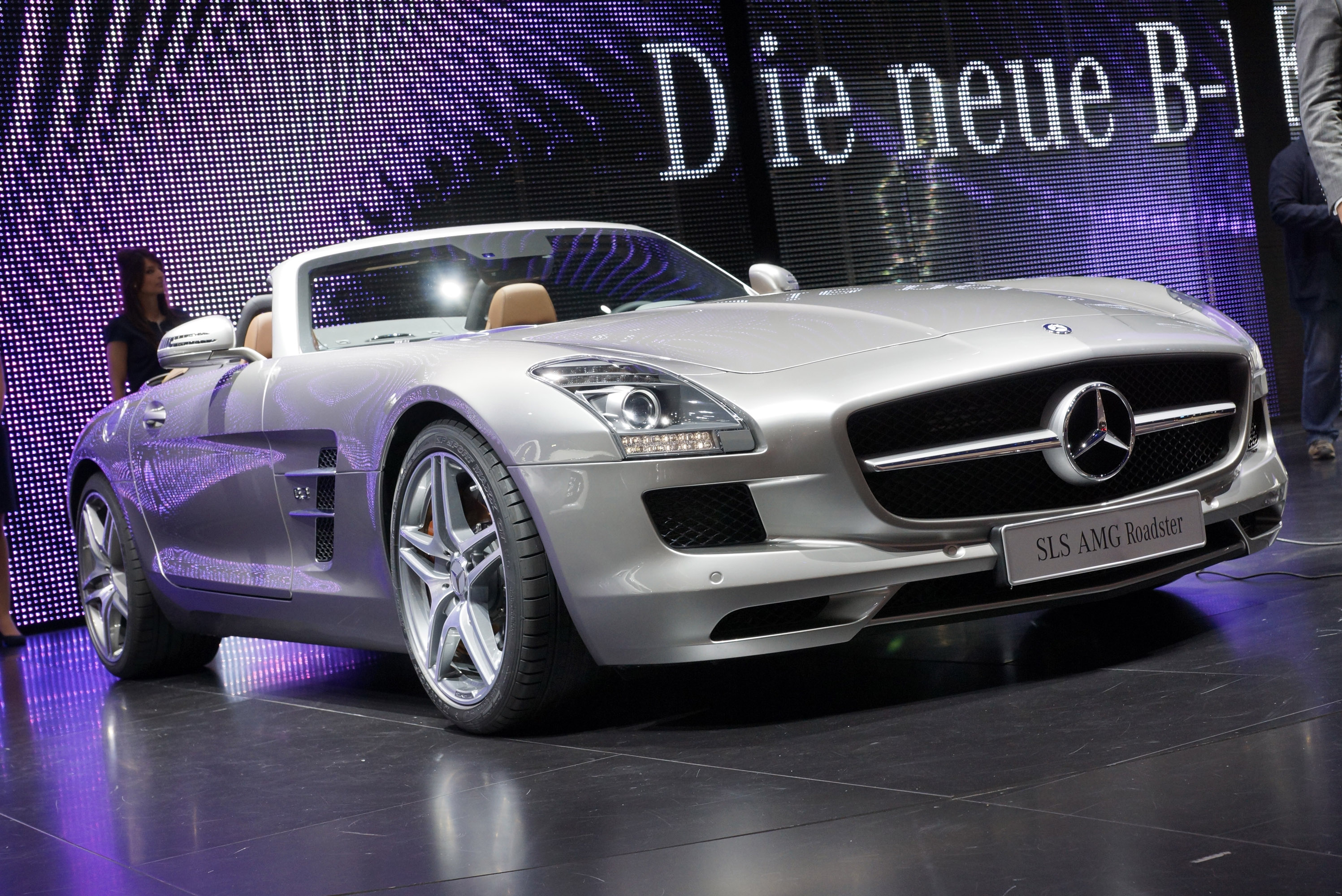 Mercedes-Benz SLS AMG Roadster Frankfurt