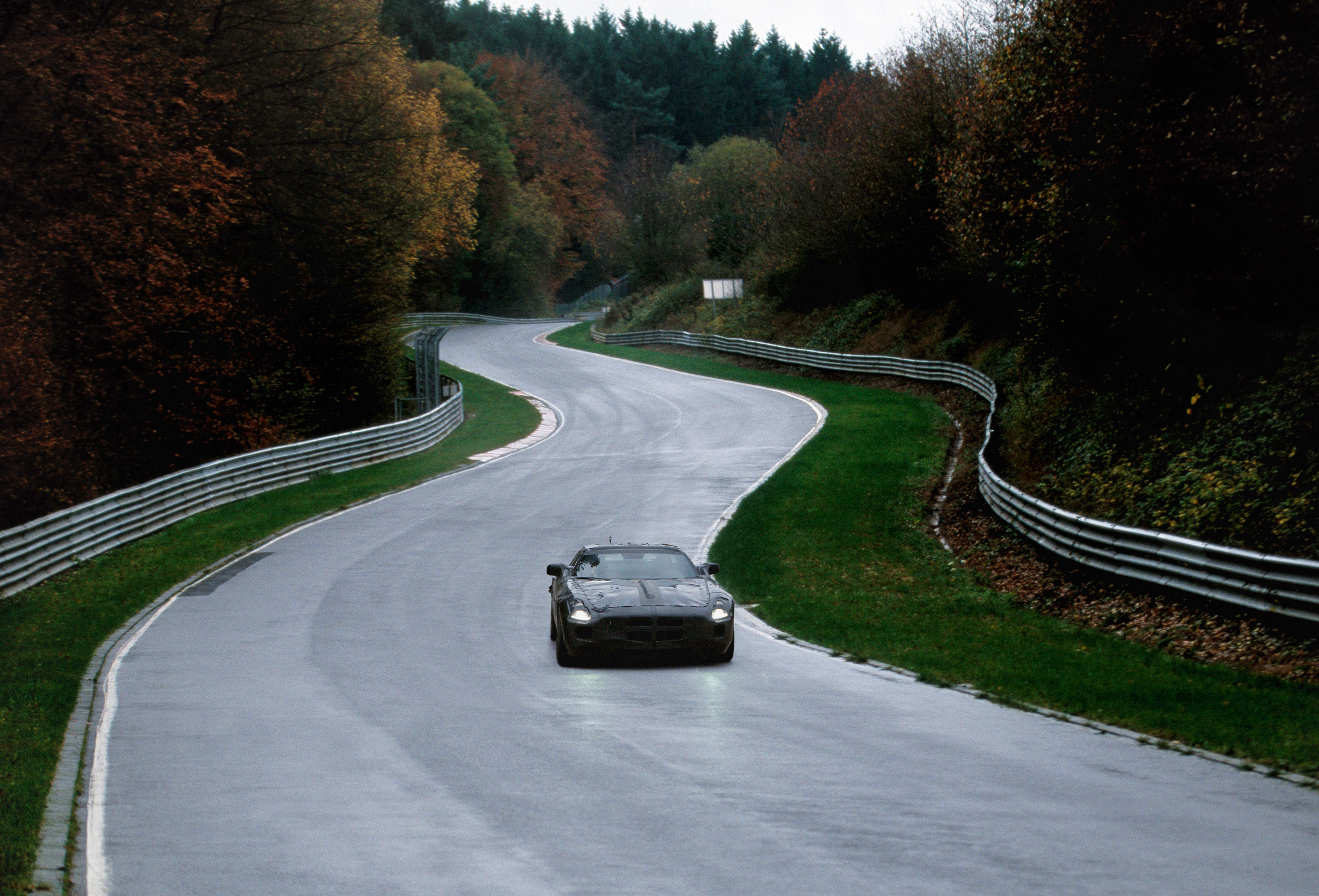 Mercedes-Benz SLS 63 AMG