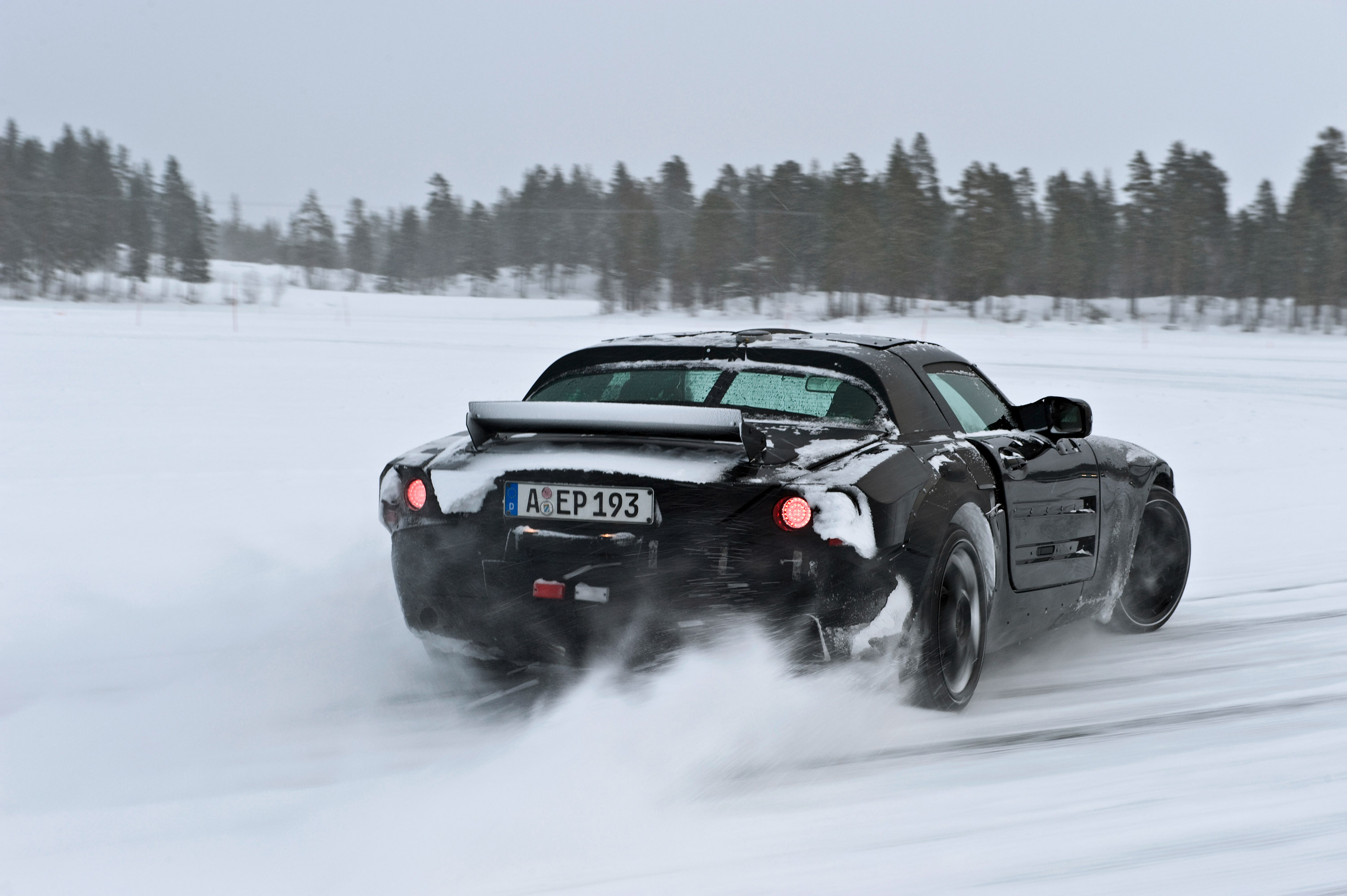 Mercedes-Benz SLS 63 AMG