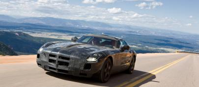 Mercedes-Benz SLS 63 AMG (2010) - picture 4 of 13