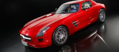 Mercedes-Benz SLS Gullwing Frankfurt (2009) - picture 4 of 10