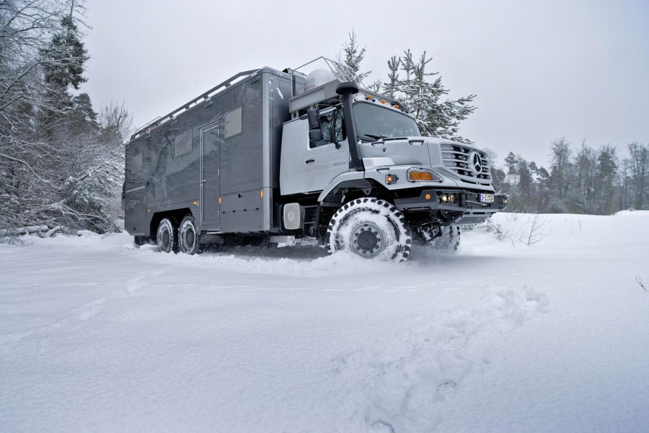 Mercedes-Benz Zetros 6X6 truck