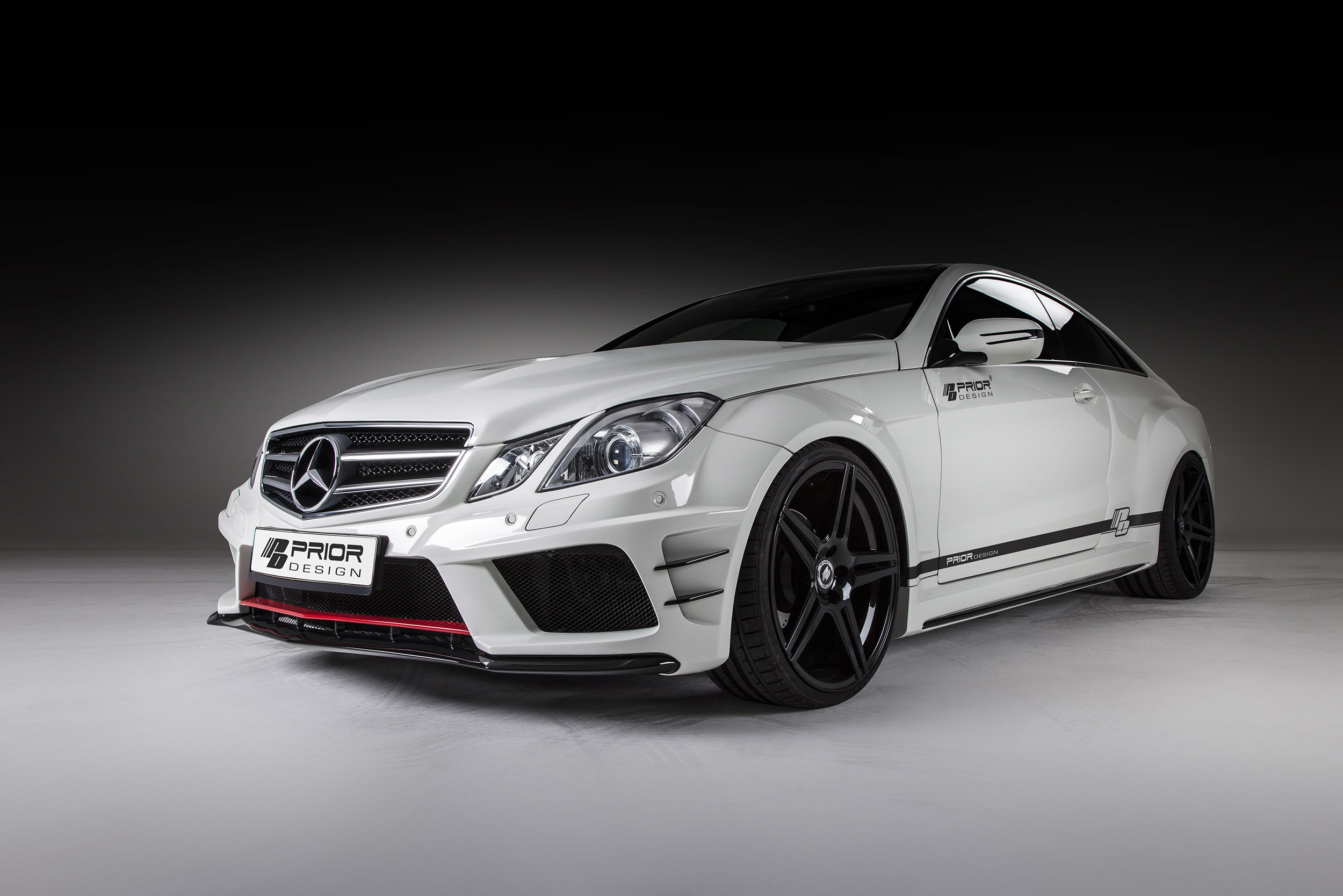 Mercedes E-Class Coupe PD850 BLACK EDITION Widebody