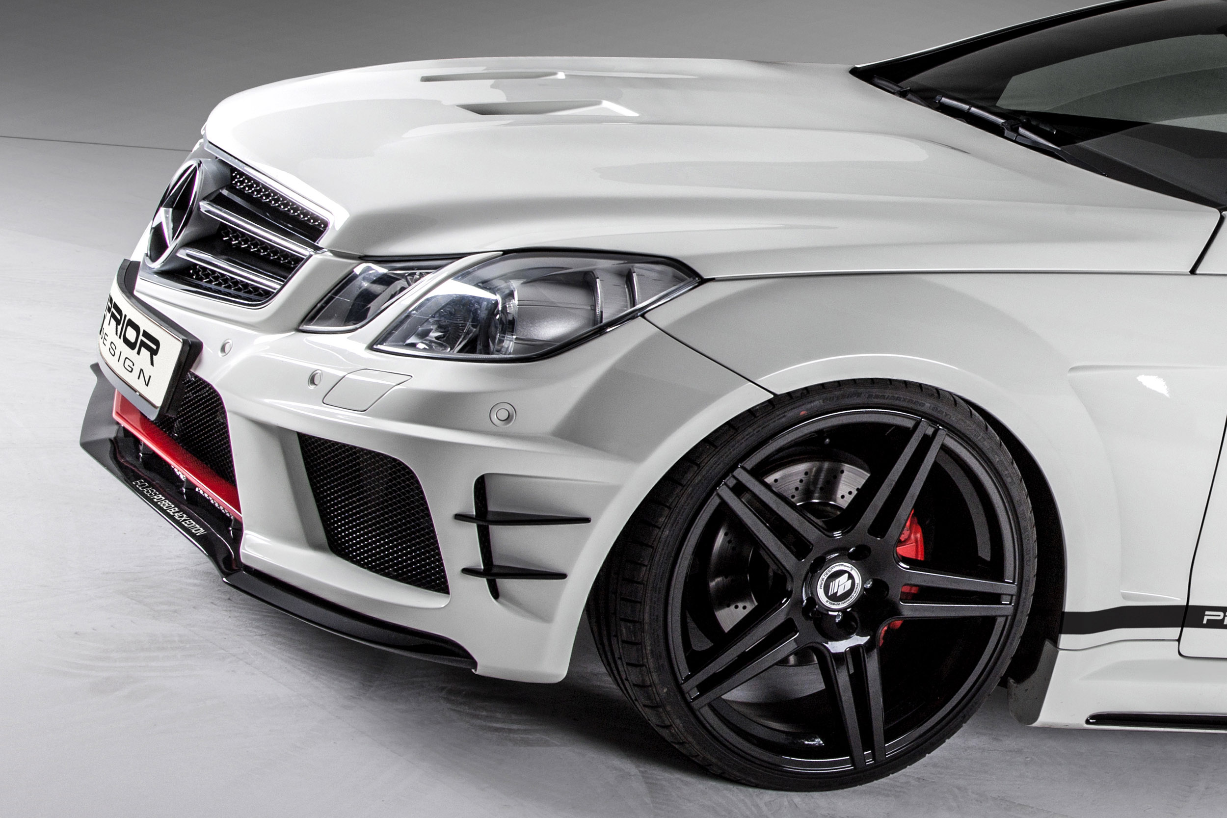 Mercedes E-Class Coupe PD850 BLACK EDITION Widebody