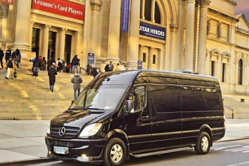 Mercedes Sprinter Brilliant Van (2011) - picture 9 of 14