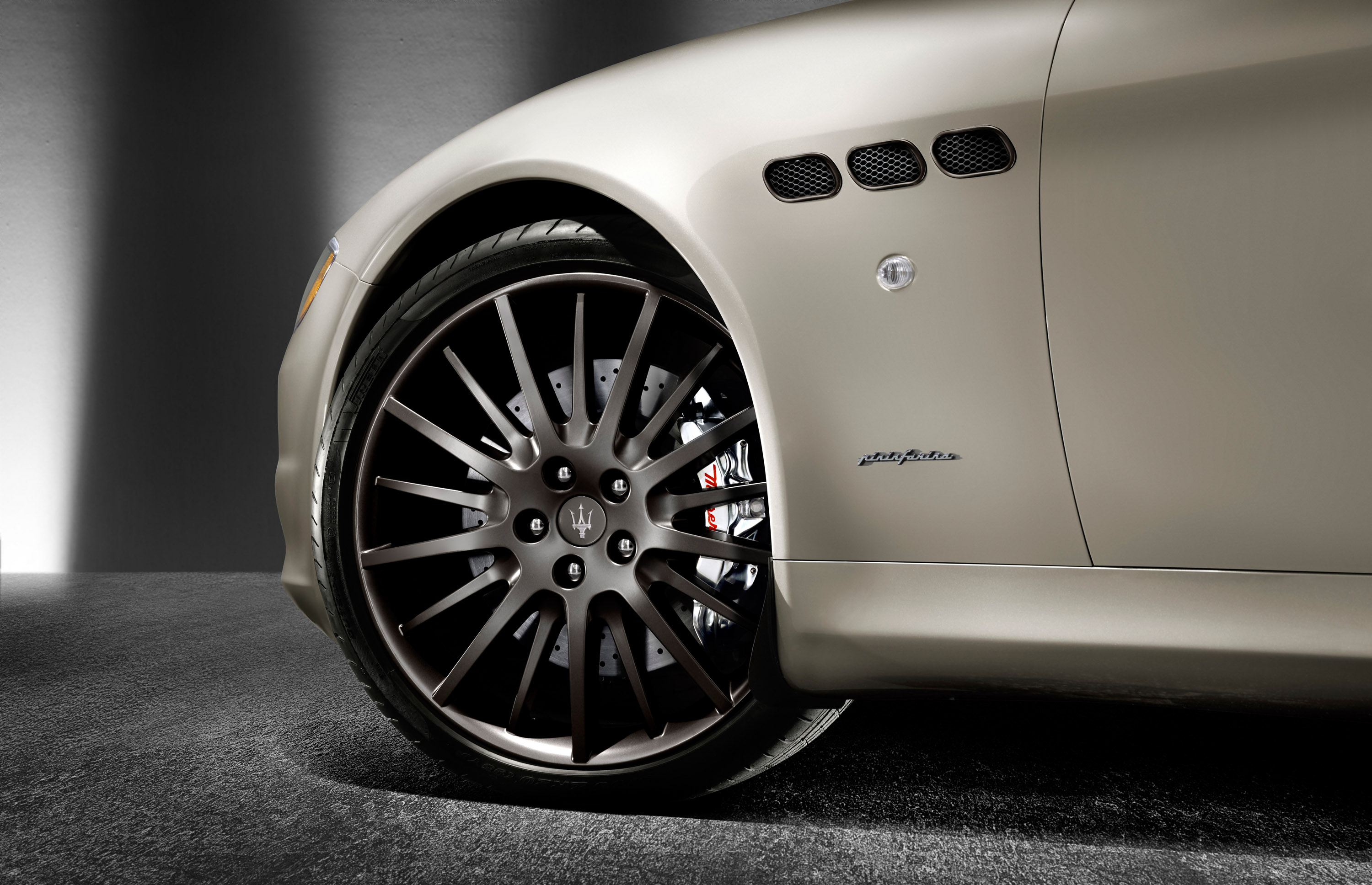 Meserati Quattroporte Sport GT S Awards Edition