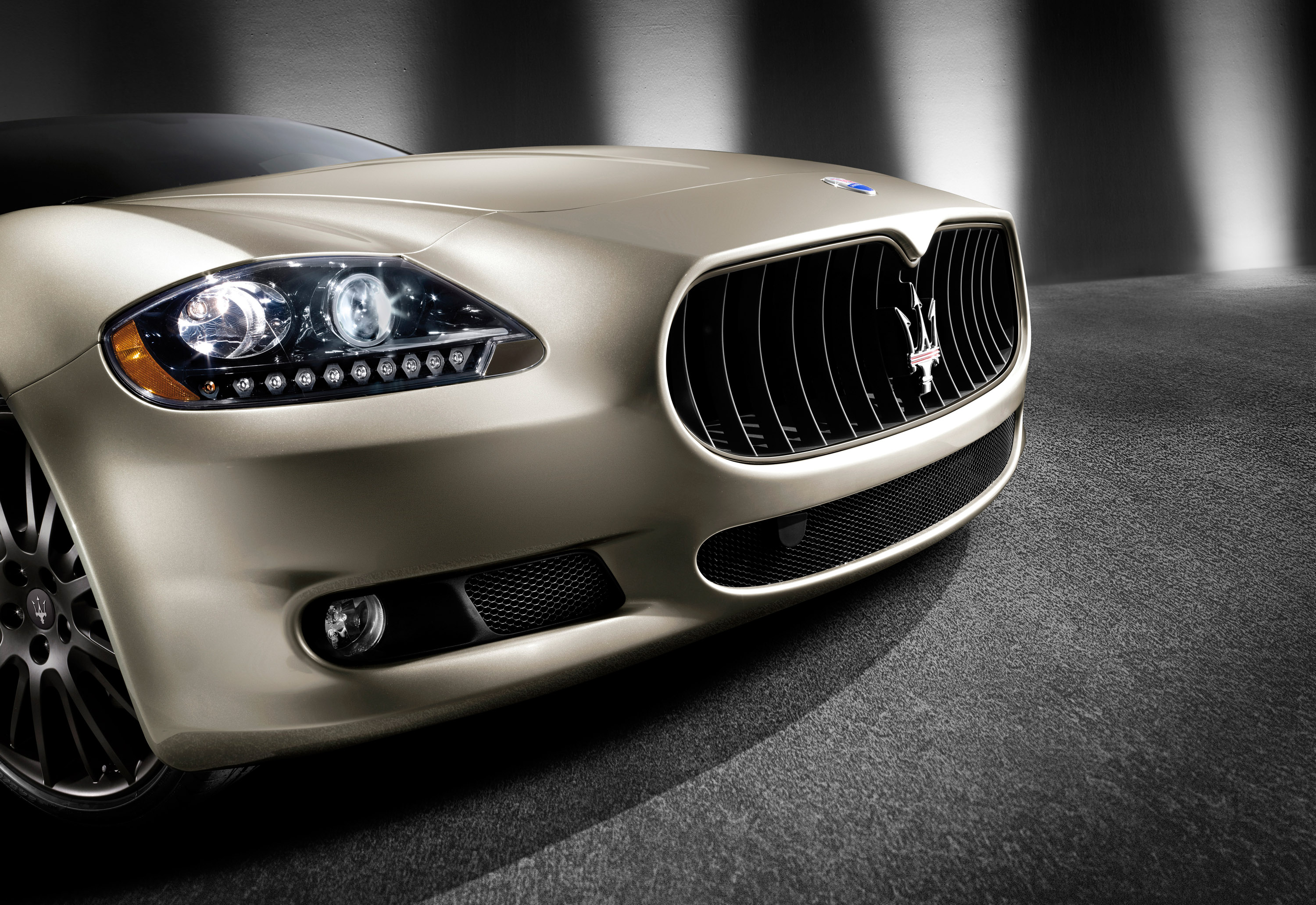 Meserati Quattroporte Sport GT S Awards Edition