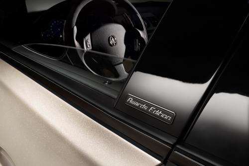 Meserati Quattroporte Sport GT S Awards Edition (2010) - picture 8 of 8