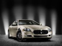 Meserati Quattroporte Sport GT S Awards Edition (2010) - picture 1 of 8