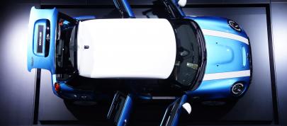 MINI 5 Door Paris (2014) - picture 4 of 6