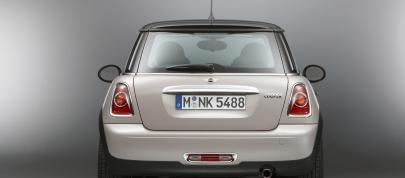 MINI Baker Street (2012) - picture 7 of 15