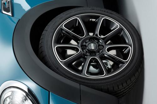 MINI Bayswater (2012) - picture 8 of 17