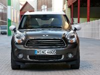 MINI Cooper Countryman (2010) - picture 7 of 21