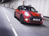 MINI Cooper D Hatch (2014) - picture 3 of 17