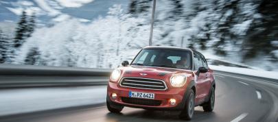 MINI Cooper D Paceman ALL4 (2013) - picture 4 of 23