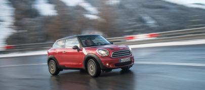 MINI Cooper D Paceman ALL4 (2013) - picture 12 of 23