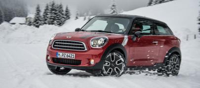 MINI Cooper D Paceman ALL4 (2013) - picture 15 of 23