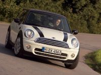 Mini Cooper D (2008) - picture 3 of 9