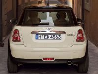 Mini Cooper D (2008) - picture 7 of 9