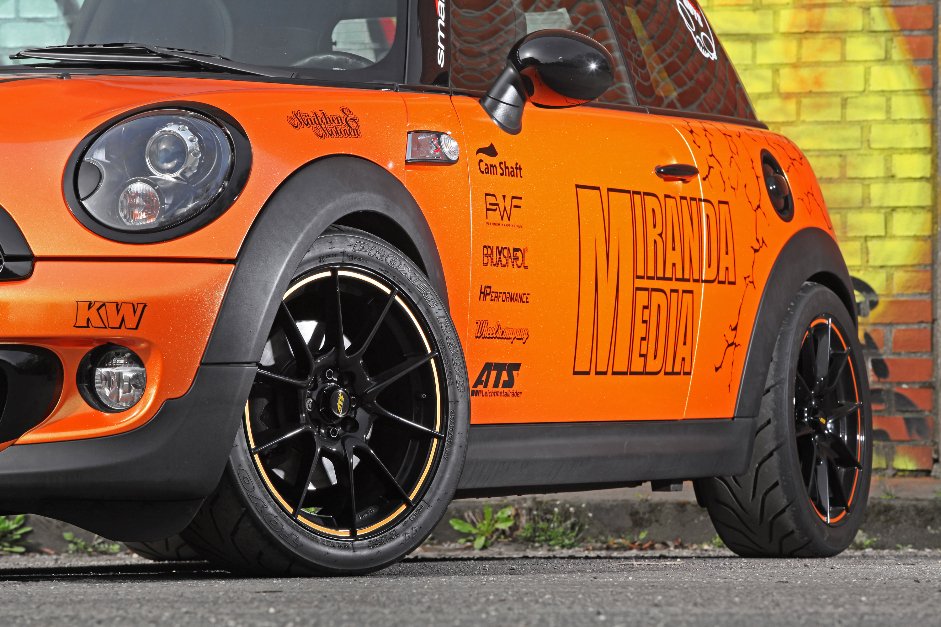 Mini Cooper S by Cam Shaft