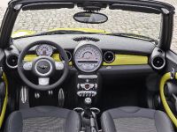 MINI Cooper S Convertible (2009)
