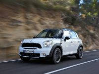 MINI Cooper S Countryman (2010) - picture 3 of 30