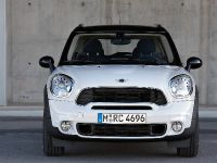 MINI Cooper S Countryman (2010) - picture 3 of 30