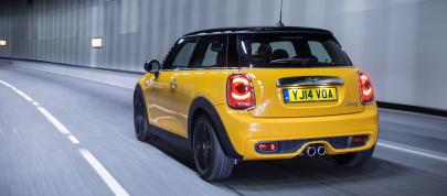 MINI Cooper S Hatch (2014) - picture 12 of 15