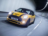 MINI Cooper S Hatch (2014) - picture 2 of 15