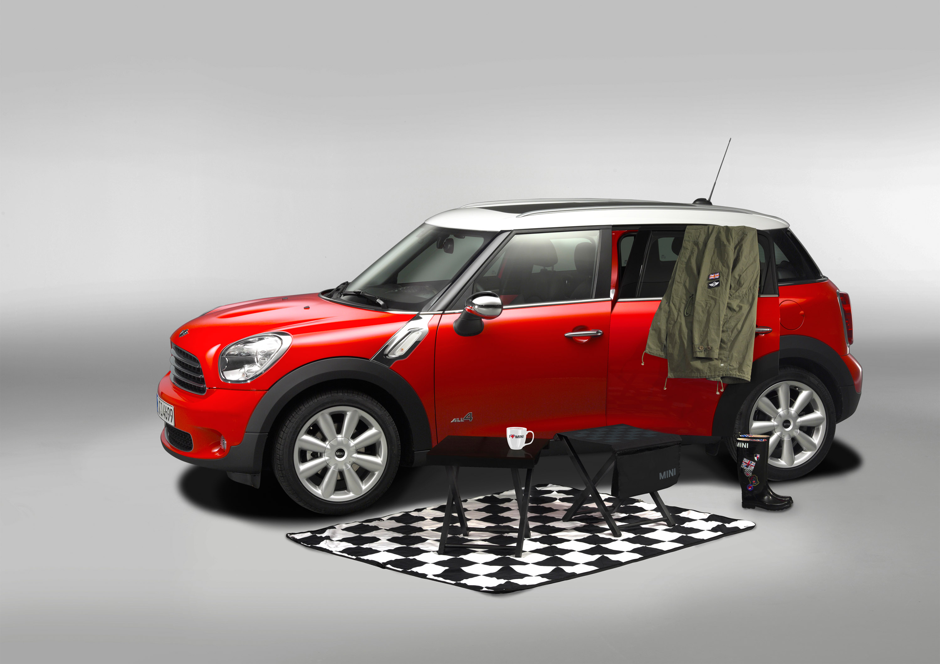 MINI Countryman Getaway Package