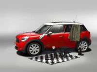 MINI Countryman Getaway Package (2010) - picture 2 of 3