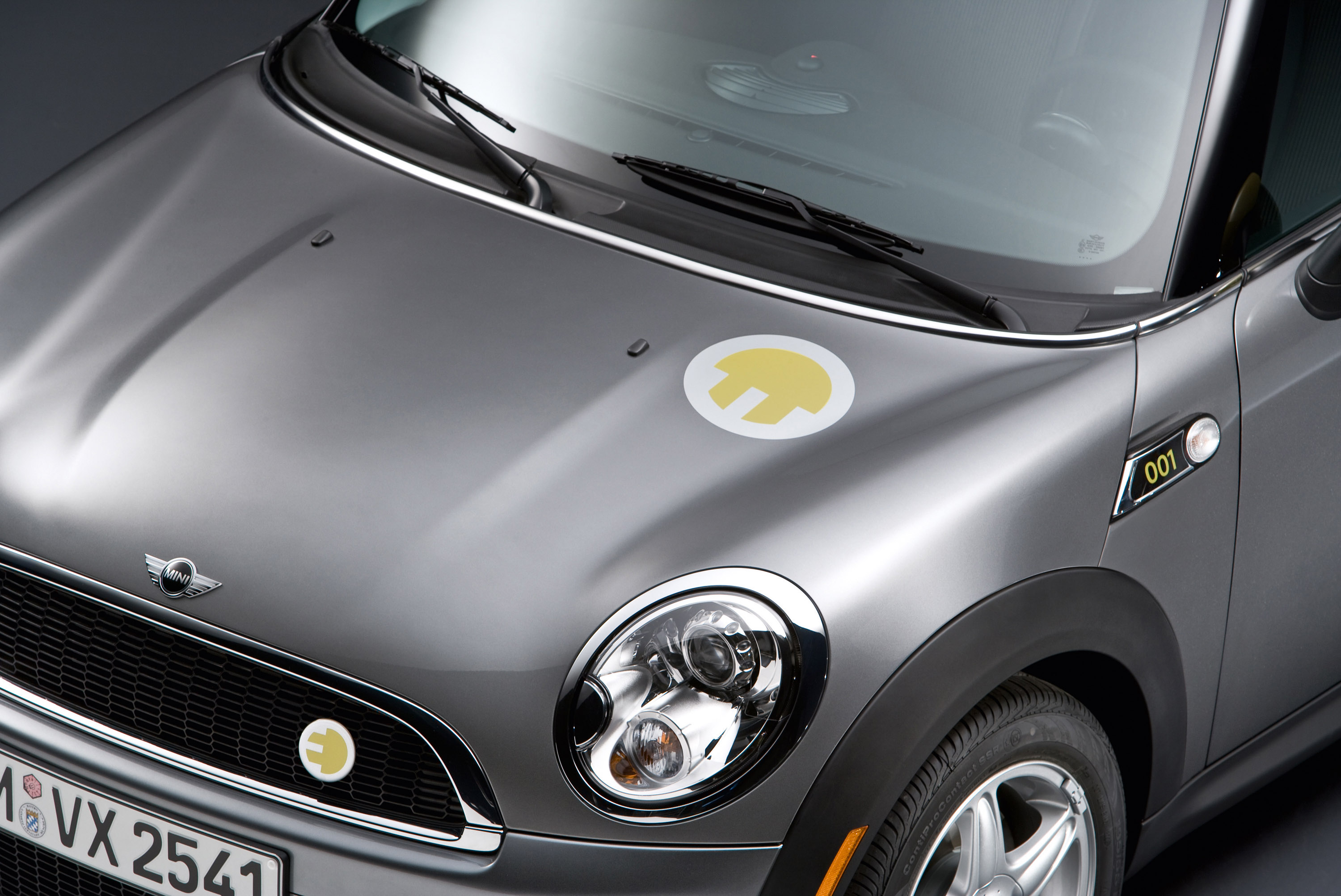 MINI E (2010) - picture 7 of 16