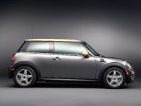 MINI E (2010) - picture 6 of 16