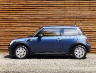 MINI First (2009) - picture 2 of 3