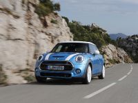 MINI Hardtop 4 Door (2014) - picture 1 of 5