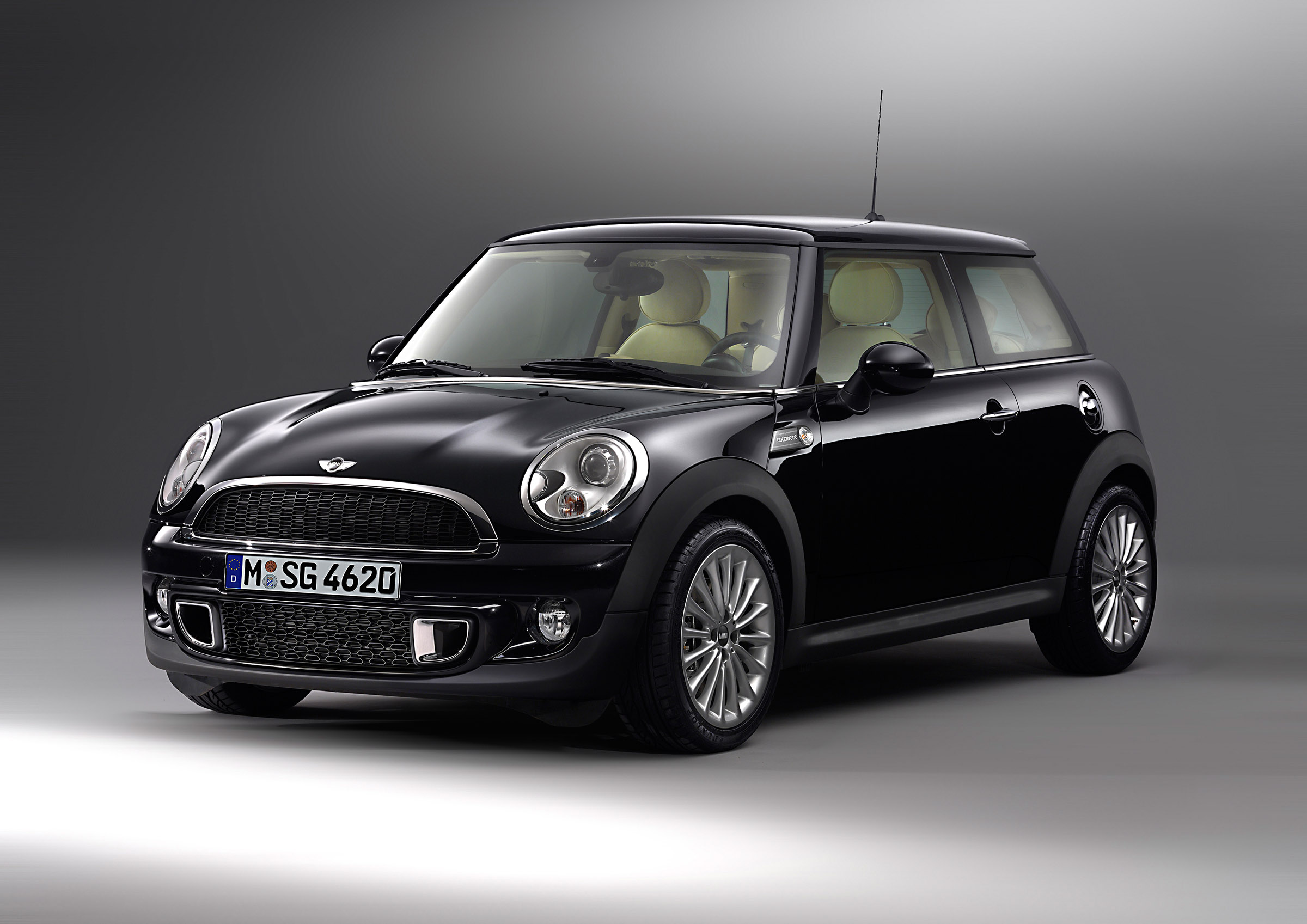 MINI INSPIRED BY GOODWOOD