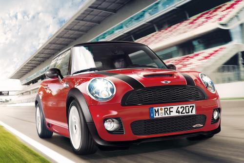 MINI John Cooper Works Clubman (2009) - picture 1 of 22