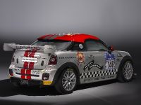 MINI John Cooper Works Coupe Endurance (2011) - picture 4 of 11