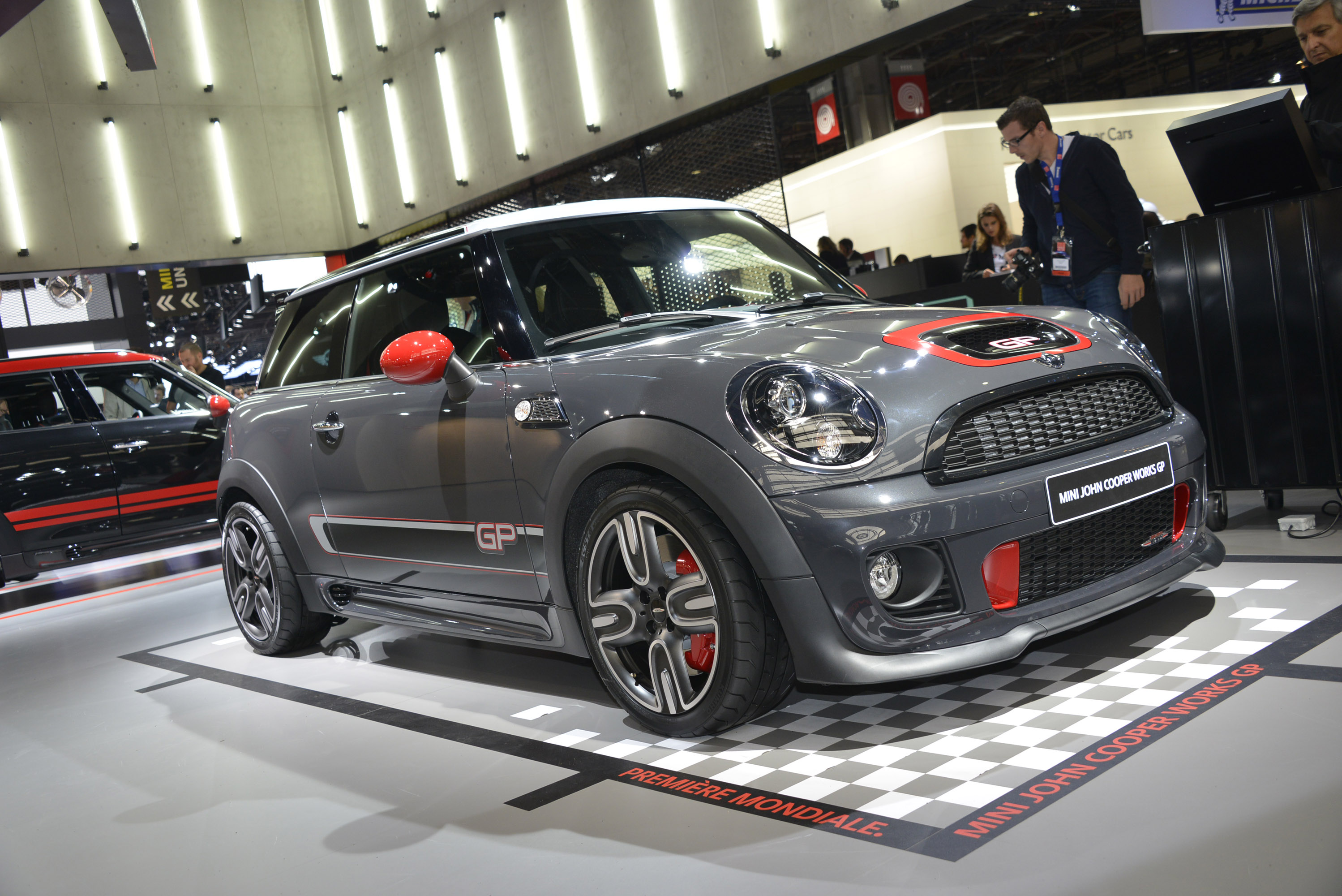 MINI John Cooper Works GP Paris