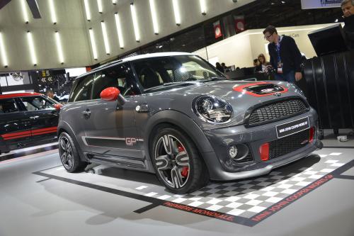 MINI John Cooper Works GP Paris (2012) - picture 1 of 2