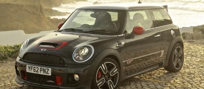 MINI John Cooper Works GP (2013) - picture 7 of 30