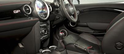 MINI John Cooper Works GP (2013) - picture 20 of 30