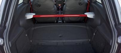 MINI John Cooper Works GP (2013) - picture 28 of 30