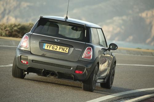 MINI John Cooper Works GP (2013) - picture 16 of 30