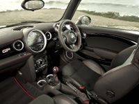 MINI John Cooper Works GP (2013) - picture 21 of 30
