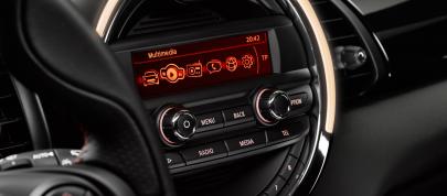 MINI John Cooper Works Hardtop (2015) - picture 12 of 20